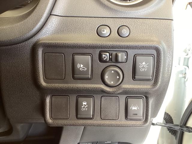 ノート ｅ－パワー　Ｘ　Ｖセレクション　ＥＴＣ　全周囲カメラ　ナビ　ＴＶ　クリアランスソナー　レーンアシスト　衝突被害軽減システム　アルミホイール　ＬＥＤヘッドランプ　スマートキー　アイドリングストップ　電動格納ミラー　ＣＶＴ（14枚目）