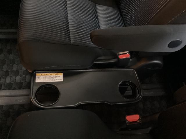 ヴォクシー ZS 煌 ETC バックカメラ TV レーンアシスト 衝突被害軽減システム 両側電動スライドドア オートマチックハイビーム LEDヘッドランプ スマートキー アイドリングストップ(19枚目)