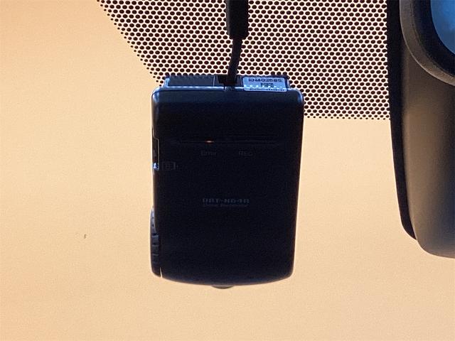 ヴォクシー ZS 煌 ETC バックカメラ TV レーンアシスト 衝突被害軽減システム 両側電動スライドドア オートマチックハイビーム LEDヘッドランプ スマートキー アイドリングストップ(39枚目)