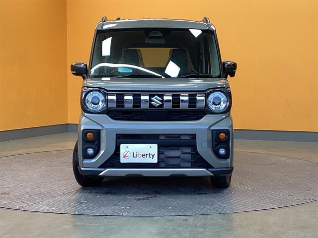 スペーシアギア ハイブリッドＸＺ　両側電動スライドドア　クリアランスソナー　オートクルーズコントロール　レーンアシスト　スマートキー　アイドリングストップ　電動格納ミラー　シートヒーター　ＣＶＴ　ＥＳＣ　オットマン　ルーフレール（5枚目）