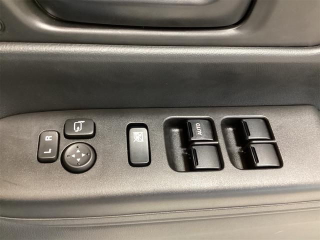 スペーシアギア ハイブリッドＸＺ　両側電動スライドドア　クリアランスソナー　オートクルーズコントロール　レーンアシスト　スマートキー　アイドリングストップ　電動格納ミラー　シートヒーター　ＣＶＴ　ＥＳＣ　オットマン　ルーフレール（26枚目）