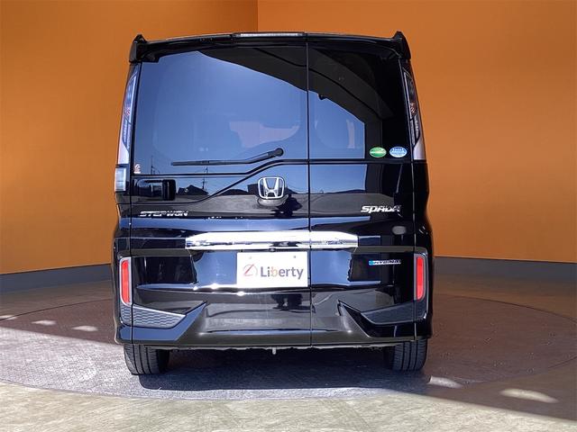 ステップワゴンスパーダ スパーダハイブリッド G・EX ホンダセンシング ETC 全周囲カメラ ナビ TV オートクルーズコントロール レーンアシスト 衝突被害軽減システム 両側電動スライドドア オートライト LEDヘッドランプ スマートキー(7枚目)
