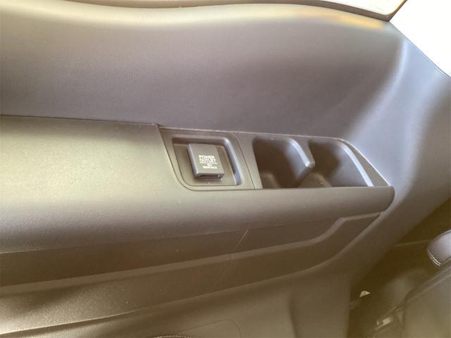 ステップワゴンスパーダ スパーダハイブリッド G・EX ホンダセンシング ETC 全周囲カメラ ナビ TV オートクルーズコントロール レーンアシスト 衝突被害軽減システム 両側電動スライドドア オートライト LEDヘッドランプ スマートキー(16枚目)