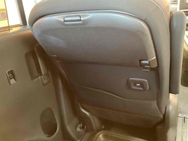 日産 セレナ 40枚目