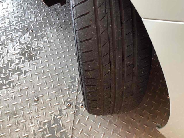 フィット e:HEVホーム ETC バックカメラ クリアランスソナー オートクルーズコントロール レーンアシスト 衝突被害軽減システム アルミホイール オートライト LEDヘッドランプ スマートキー(13枚目)