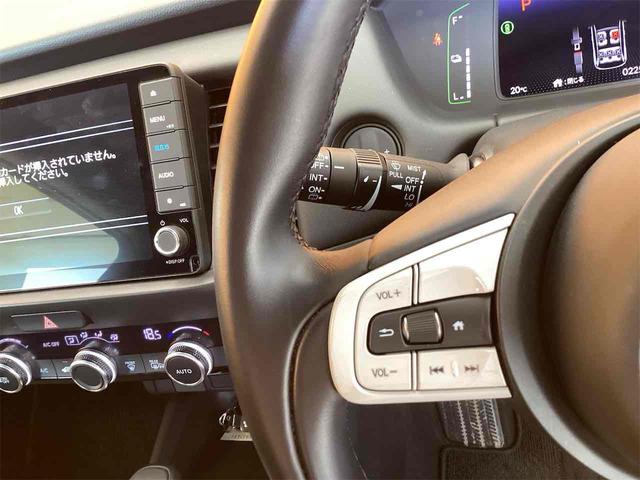 フィット e:HEVホーム ETC バックカメラ クリアランスソナー オートクルーズコントロール レーンアシスト 衝突被害軽減システム アルミホイール オートライト LEDヘッドランプ スマートキー(21枚目)