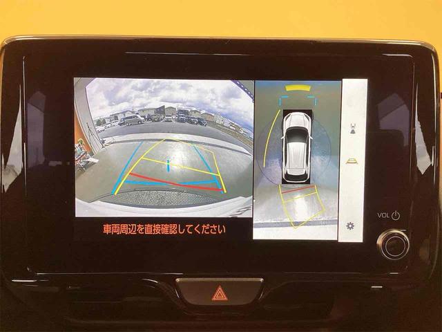 ヤリスクロス ハイブリッドＺ　ウルバーノ　全周囲カメラ　クリアランスソナー　オートクルーズコントロール　レーンアシスト　パークアシスト　衝突被害軽減システム　ナビ　ＴＶ　オートマチックハイビーム　オートライト　ＬＥＤヘッドランプ（6枚目）
