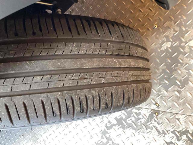 ヤリスクロス ハイブリッドＺ　ウルバーノ　全周囲カメラ　クリアランスソナー　オートクルーズコントロール　レーンアシスト　パークアシスト　衝突被害軽減システム　ナビ　ＴＶ　オートマチックハイビーム　オートライト　ＬＥＤヘッドランプ（13枚目）