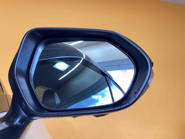 ヤリスクロス ハイブリッドＺ　ウルバーノ　全周囲カメラ　クリアランスソナー　オートクルーズコントロール　レーンアシスト　パークアシスト　衝突被害軽減システム　ナビ　ＴＶ　オートマチックハイビーム　オートライト　ＬＥＤヘッドランプ（15枚目）