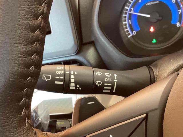 デリカミニ Ｔ　プレミアム　全周囲カメラ　両側電動スライドドア　クリアランスソナー　オートクルーズコントロール　オートライト　スマートキー　アイドリングストップ　電動格納ミラー　シートヒーター　ベンチシート　ＣＶＴ　ルーフレール（33枚目）