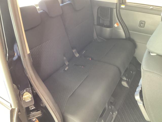 ルーミー Ｘ　Ｓ　両側スライド・片側電動　衝突被害軽減システム　アルミホイール　オートライト　スマートキー　アイドリングストップ　シートヒーター　ＣＶＴ　盗難防止システム　衝突安全ボディ　ＡＢＳ　ＥＳＣ　ＣＤ　エアコン（16枚目）