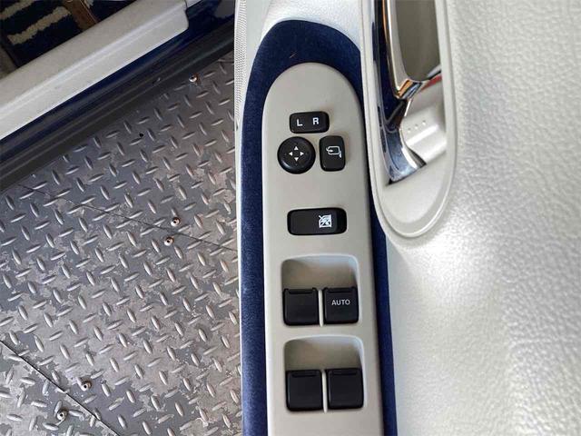 アルトラパン モード　ＥＴＣ　全周囲カメラ　ナビ　ＴＶ　クリアランスソナー　レーンアシスト　衝突被害軽減システム　オートライト　スマートキー　アイドリングストップ　電動格納ミラー　シートヒーター　ベンチシート　ＣＶＴ（18枚目）