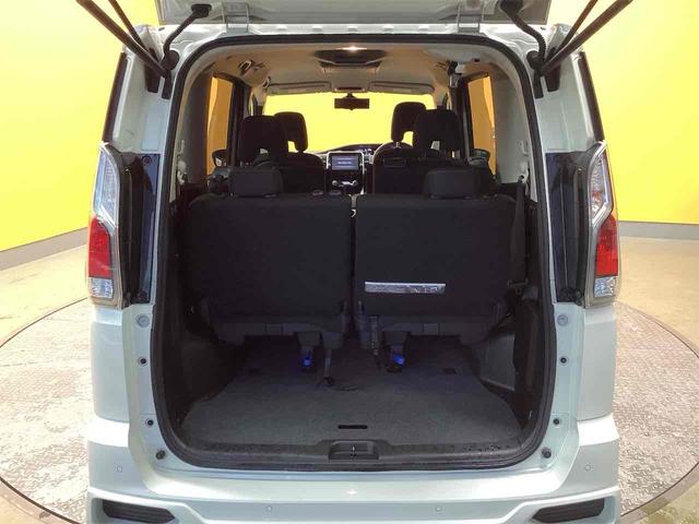 セレナ ライダー ETC 全周囲カメラ TV オートクルーズコントロール 衝突被害軽減システム 両側電動スライドドア オートライト LEDヘッドランプ スマートキー アイドリングストップ 電動格納ミラー 後席モニター(9枚目)