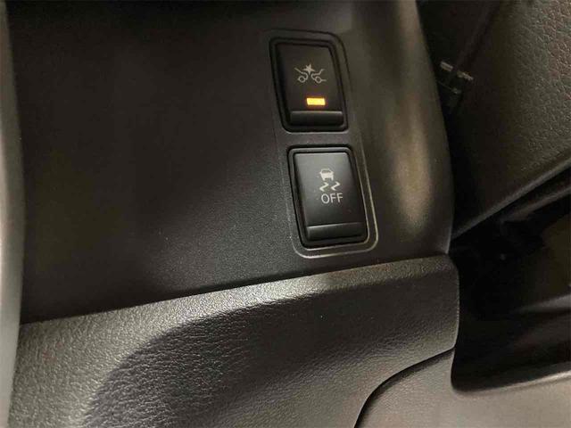 セレナ ライダー ETC 全周囲カメラ TV オートクルーズコントロール 衝突被害軽減システム 両側電動スライドドア オートライト LEDヘッドランプ スマートキー アイドリングストップ 電動格納ミラー 後席モニター(26枚目)