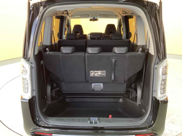 ステップワゴンスパーダ Ｓ　ＥＴＣ　バックカメラ　ナビ　ＴＶ　オートクルーズコントロール　両側電動スライドドア　ＨＩＤ　スマートキー　アイドリングストップ　電動格納ミラー　３列シート　ＣＶＴ　アルミホイール　ＣＤ　ＤＶＤ再生（9枚目）