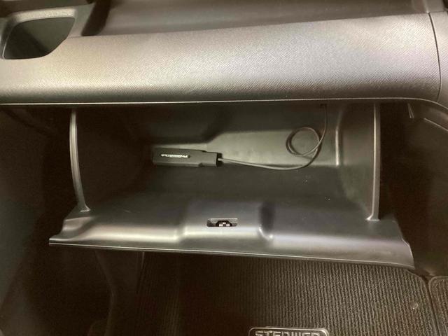 ステップワゴンスパーダ Ｓ　ＥＴＣ　バックカメラ　ナビ　ＴＶ　オートクルーズコントロール　両側電動スライドドア　ＨＩＤ　スマートキー　アイドリングストップ　電動格納ミラー　３列シート　ＣＶＴ　アルミホイール　ＣＤ　ＤＶＤ再生（35枚目）