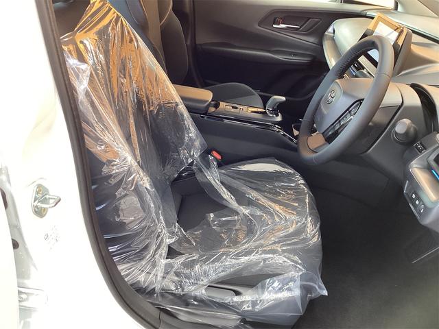 プリウス G クリアランスソナー レーンアシスト オートクルーズコントロール 衝突被害軽減システム 全周囲カメラ TV アルミホイール オートマチックハイビーム オートライト LEDヘッドランプ CVT(17枚目)