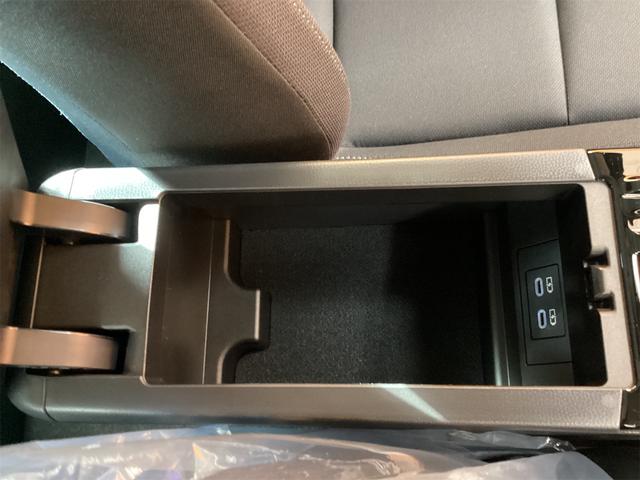 プリウス G クリアランスソナー レーンアシスト オートクルーズコントロール 衝突被害軽減システム 全周囲カメラ TV アルミホイール オートマチックハイビーム オートライト LEDヘッドランプ CVT(39枚目)