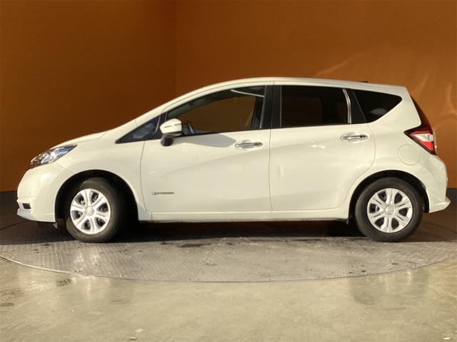 ノート ｅ－パワー　Ｂ　ＥＴＣ　バックカメラ　ナビ　クリアランスソナー　レーンアシスト　衝突被害軽減システム　スマートキー　アイドリングストップ　電動格納ミラー　ＣＶＴ　盗難防止システム　衝突安全ボディ　ＡＢＳ　ＥＳＣ（6枚目）