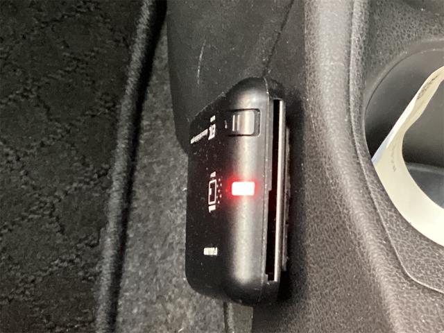 ノート ｅ－パワー　Ｂ　ＥＴＣ　バックカメラ　ナビ　クリアランスソナー　レーンアシスト　衝突被害軽減システム　スマートキー　アイドリングストップ　電動格納ミラー　ＣＶＴ　盗難防止システム　衝突安全ボディ　ＡＢＳ　ＥＳＣ（32枚目）