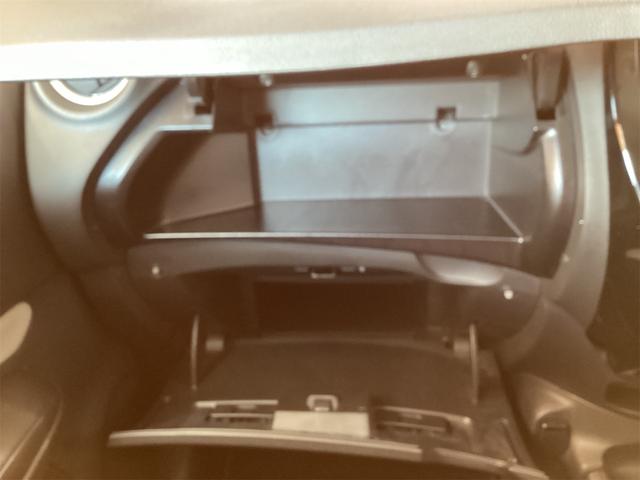 ノート ｅ－パワー　Ｂ　ＥＴＣ　バックカメラ　ナビ　クリアランスソナー　レーンアシスト　衝突被害軽減システム　スマートキー　アイドリングストップ　電動格納ミラー　ＣＶＴ　盗難防止システム　衝突安全ボディ　ＡＢＳ　ＥＳＣ（33枚目）