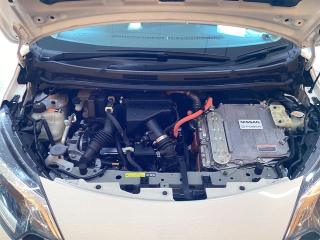 ノート ｅ－パワー　Ｂ　ＥＴＣ　バックカメラ　ナビ　クリアランスソナー　レーンアシスト　衝突被害軽減システム　スマートキー　アイドリングストップ　電動格納ミラー　ＣＶＴ　盗難防止システム　衝突安全ボディ　ＡＢＳ　ＥＳＣ（37枚目）