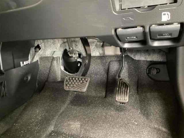 ルーミー カスタムＧ－Ｔ　ディスプレイオーディオ　全周囲カメラ　ＴＶ　両側電動スライドドア　クリアランスソナー　オートクルーズコントロール　衝突被害軽減システム　アルミホイール　ＬＥＤヘッドランプ　スマートキー（24枚目）