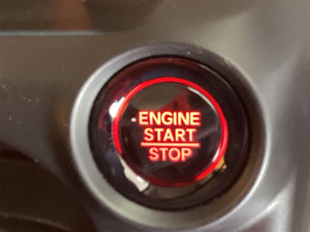 N-BOX ベースグレード バックカメラ 両側電動スライドドア クリアランスソナー オートクルーズコントロール レーンアシスト オートライト スマートキー アイドリングストップ 電動格納ミラー シートヒーター ベンチシート(31枚目)