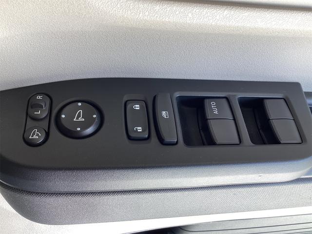 N-BOX ベースグレード バックカメラ 両側電動スライドドア クリアランスソナー オートクルーズコントロール レーンアシスト オートライト スマートキー アイドリングストップ 電動格納ミラー シートヒーター ベンチシート(33枚目)