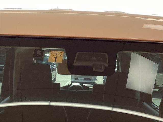 スペーシア ハイブリッドＸ　ＥＴＣ　両側電動スライドドア　ＴＶ　クリアランスソナー　レーンアシスト　衝突被害軽減システム　オートライト　スマートキー　アイドリングストップ　電動格納ミラー　シートヒーター　ベンチシート　ＣＶＴ（39枚目）