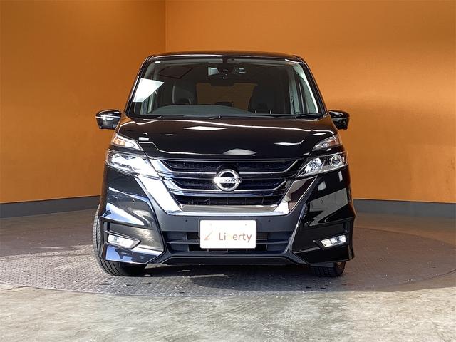 セレナ ハイウェイスター　ＥＴＣ　全周囲カメラ　オートクルーズコントロール　パークアシスト　衝突被害軽減システム　両側電動スライドドア　オートライト　スマートキー　アイドリングストップ　電動格納ミラー（9枚目）