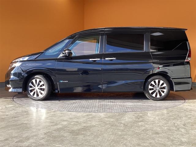 セレナ ハイウェイスター　ＥＴＣ　全周囲カメラ　オートクルーズコントロール　パークアシスト　衝突被害軽減システム　両側電動スライドドア　オートライト　スマートキー　アイドリングストップ　電動格納ミラー（10枚目）