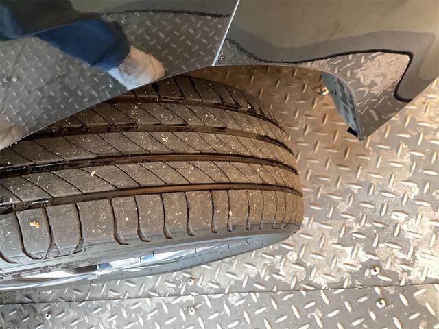 セレナ ハイウェイスター　ＥＴＣ　全周囲カメラ　オートクルーズコントロール　パークアシスト　衝突被害軽減システム　両側電動スライドドア　オートライト　スマートキー　アイドリングストップ　電動格納ミラー（15枚目）