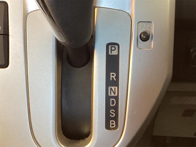 ダイハツ ウェイク 32枚目