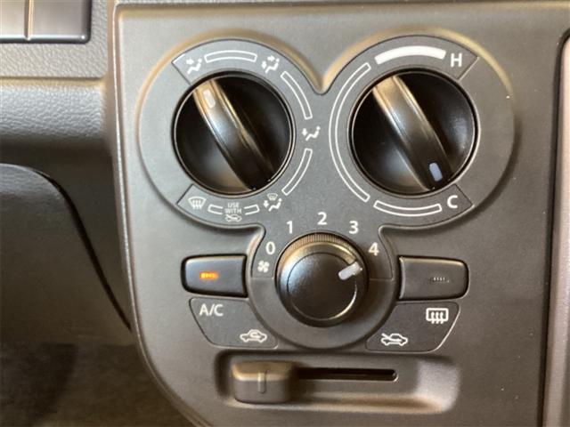 アルト L 届出済未使用車 禁煙車 スズキセーフティサポート アイドリングストップ 運転席シートヒーター ヘッドライトレベライザー(9枚目)