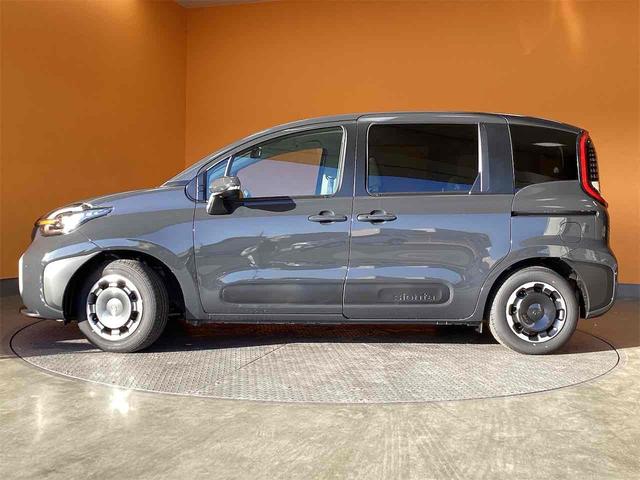 トヨタ シエンタ 10枚目