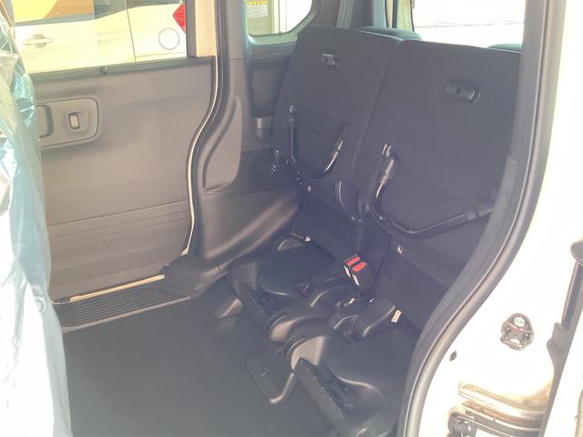 ホンダ N-BOXカスタム 16枚目