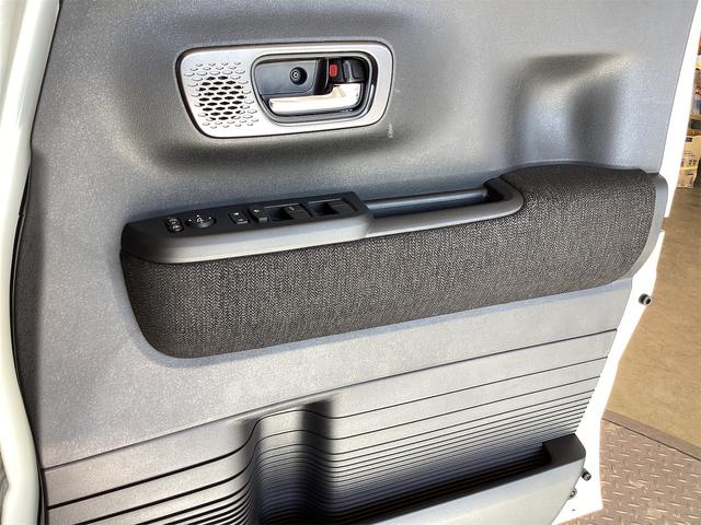 ホンダ N-BOXカスタム 37枚目