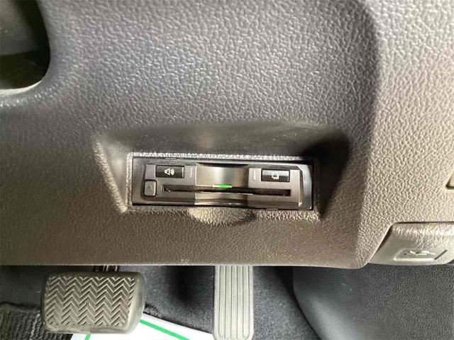 トヨタ プリウス 8枚目