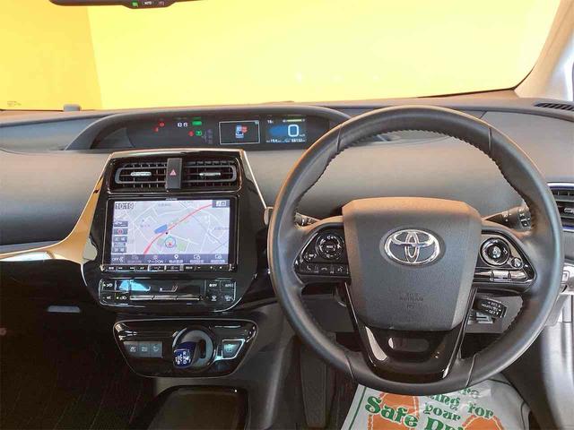 トヨタ プリウス 26枚目