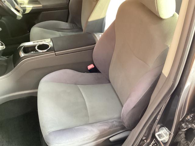 トヨタ プリウスアルファ 22枚目