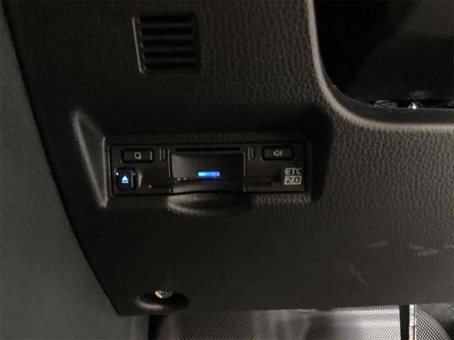 トヨタ ヴォクシー 9枚目