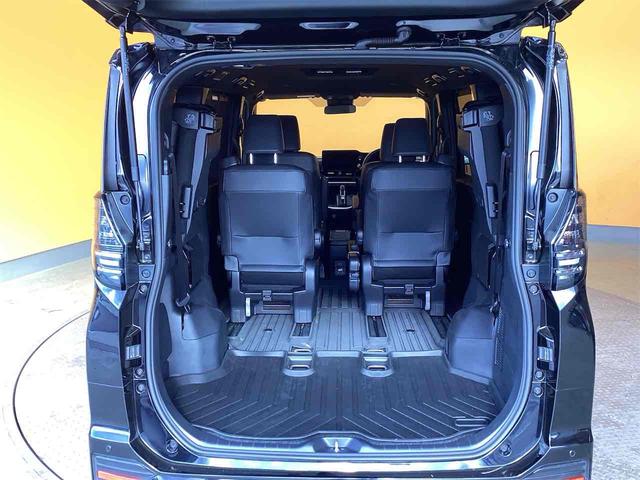 トヨタ ヴォクシー 16枚目