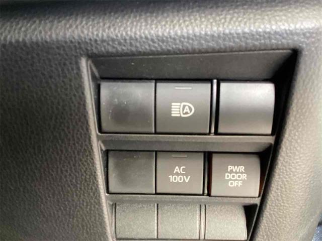 トヨタ ヴォクシー 33枚目