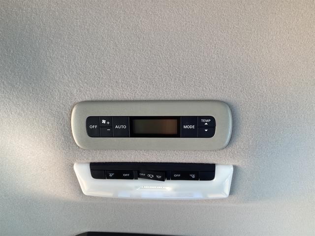 日産 セレナ 27枚目