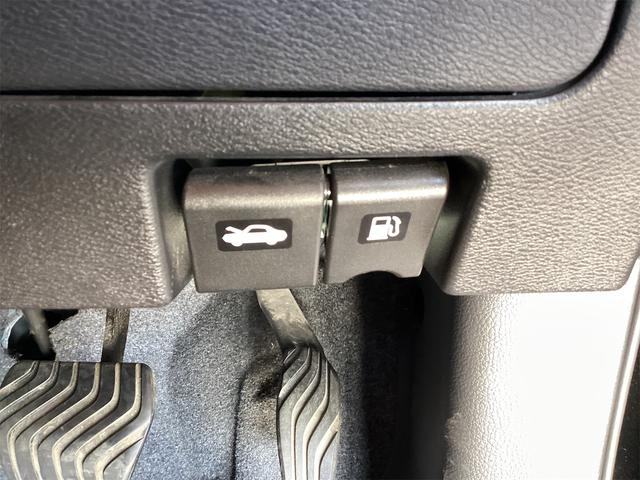 日産 セレナ 37枚目