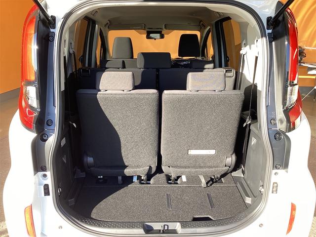 トヨタ シエンタ 13枚目