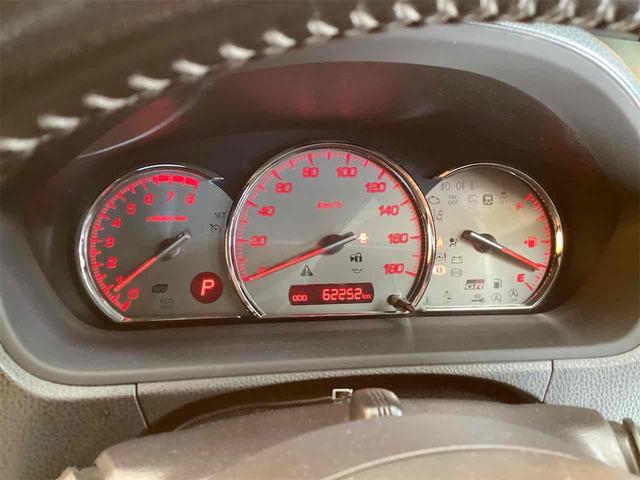 トヨタ ヴォクシー 27枚目