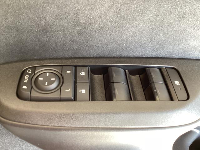 トヨタ ヤリスクロス 27枚目