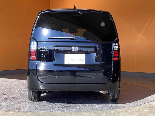 ホンダ フリード 8枚目